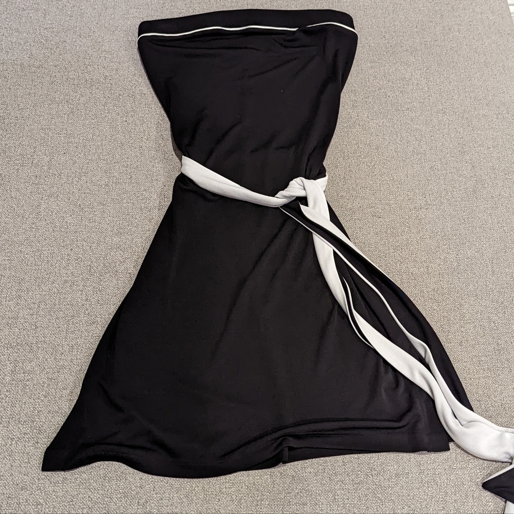 White House Black Market Strapless Dress - xs